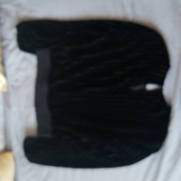 Blouse - Picture 2 of 4